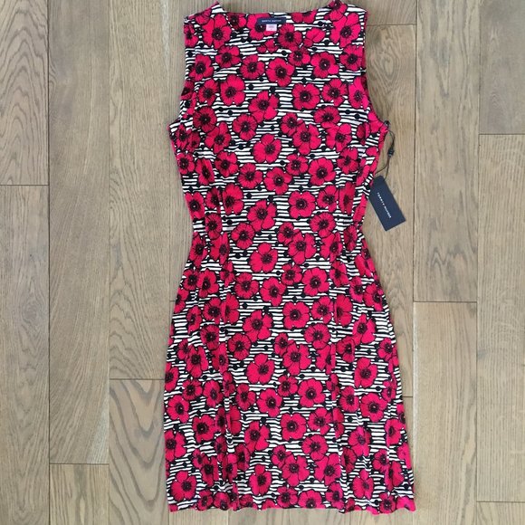 Tommy Hilfiger Dresses & Skirts - Tommy Hilfiger Women's floral sleeveless dress